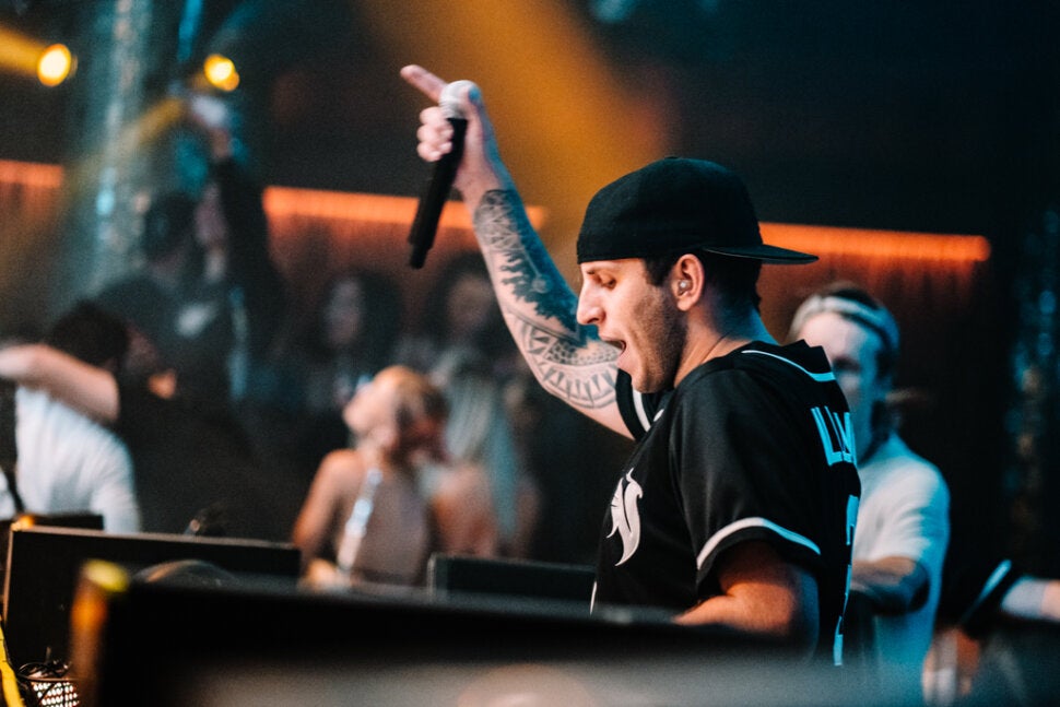 Illenium performing at OMNIA