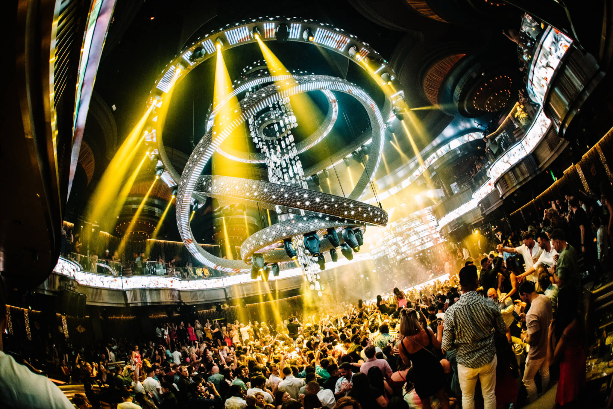 Omnia Chandelier