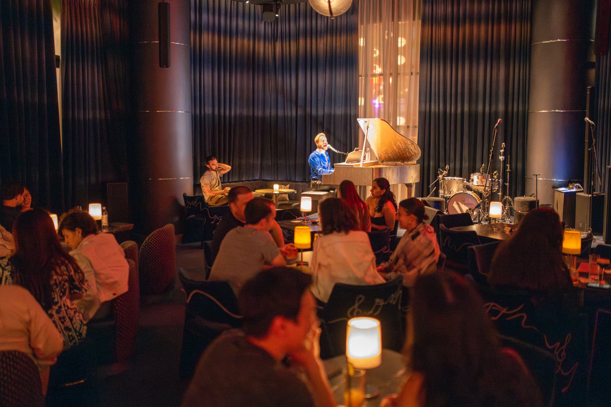 silver lining lounge